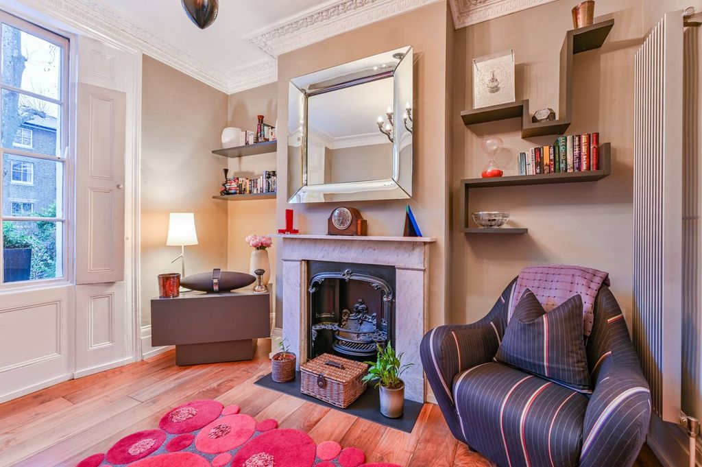 Property photo 2 of 22