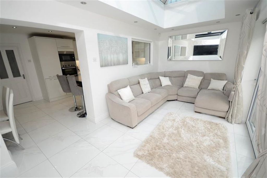 Property photo 1 of 22 Main Exterior