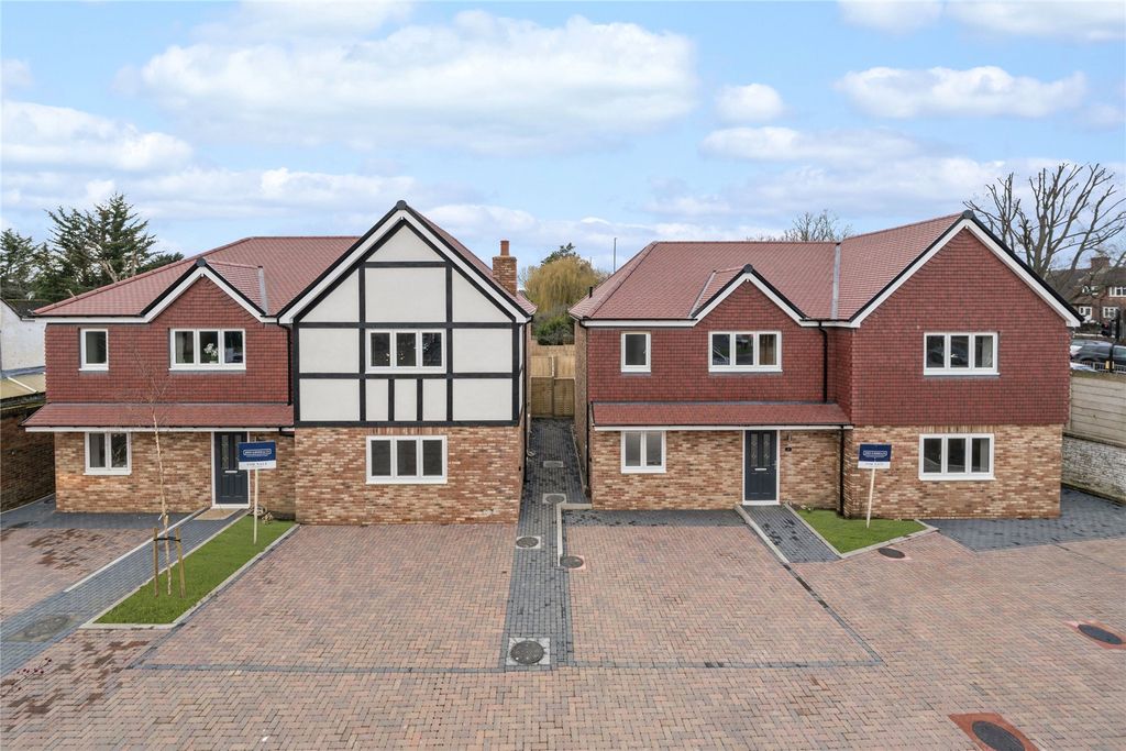 Property photo 2 of 7 Picture No. 33