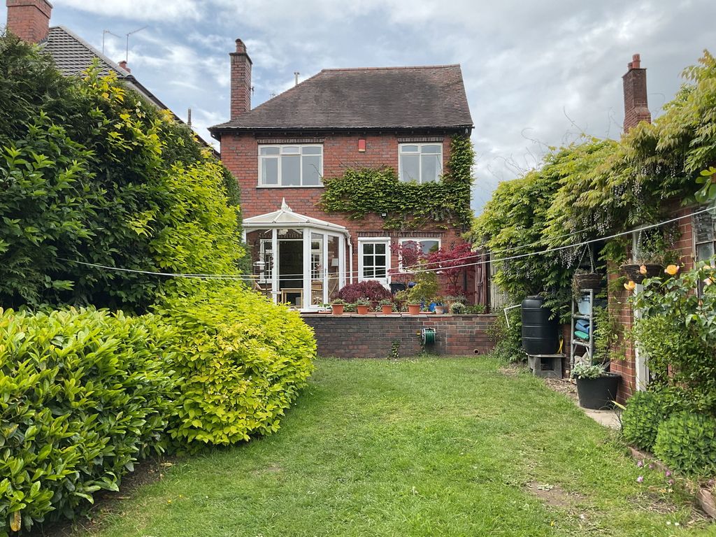 Property photo 2 of 21
