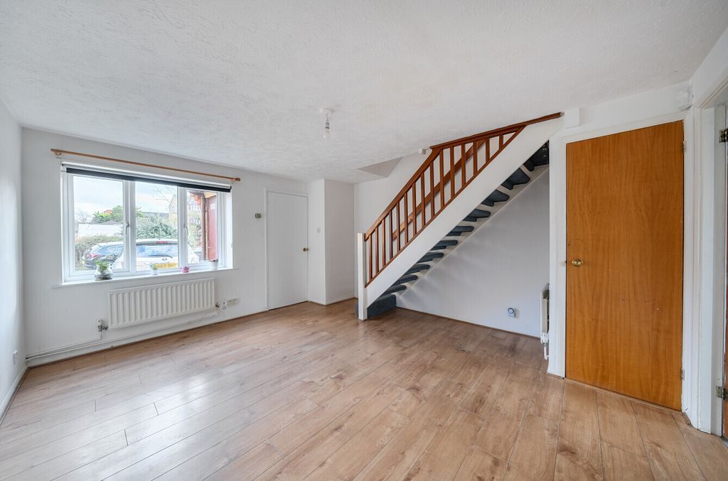 Property photo 2 of 17 Picture No. 05