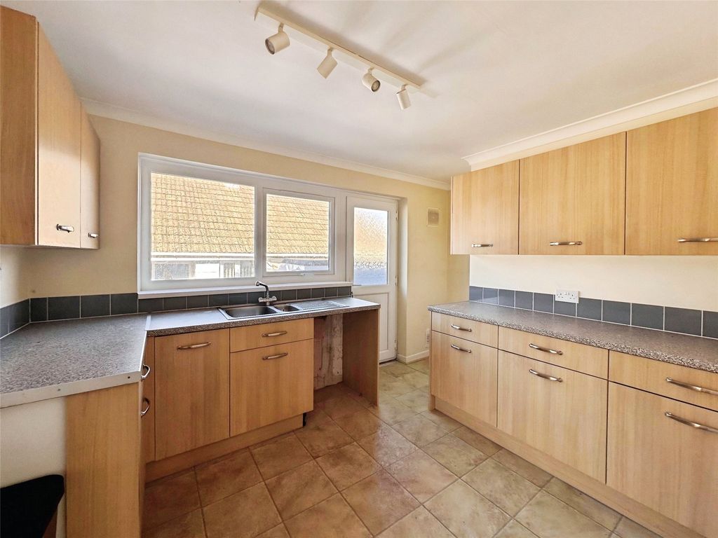 Property photo 3 of 14 Picture No. 13