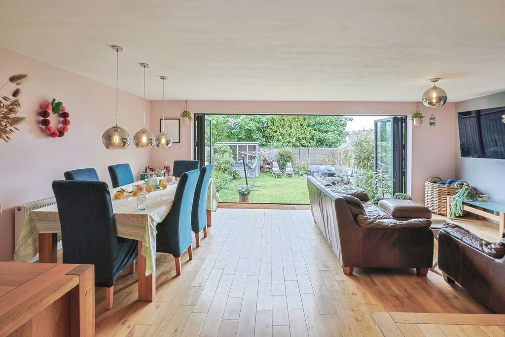 Property photo 3 of 25 Open Plan Living