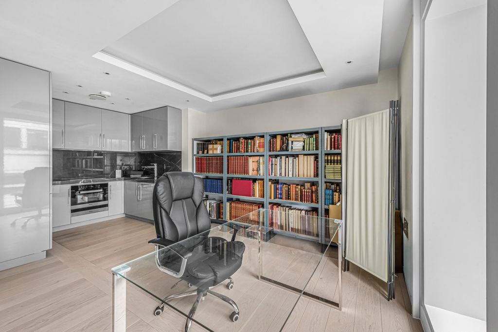 Property photo 3 of 23