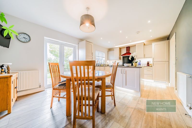 Property photo 3 of 24 Photo 15