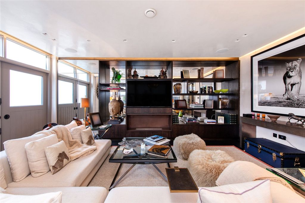 Property photo 2 of 20 Picture No. 03