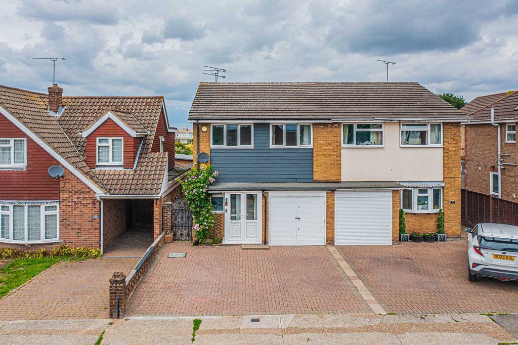 Property photo 1 of 37