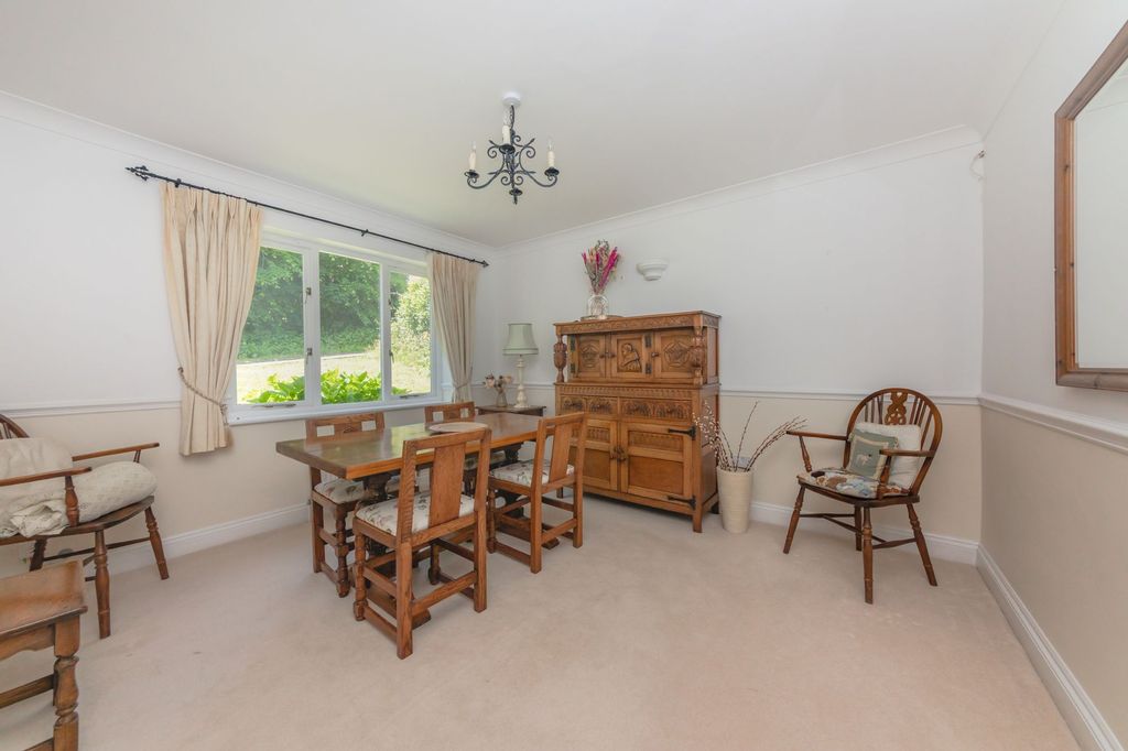 Property photo 3 of 22