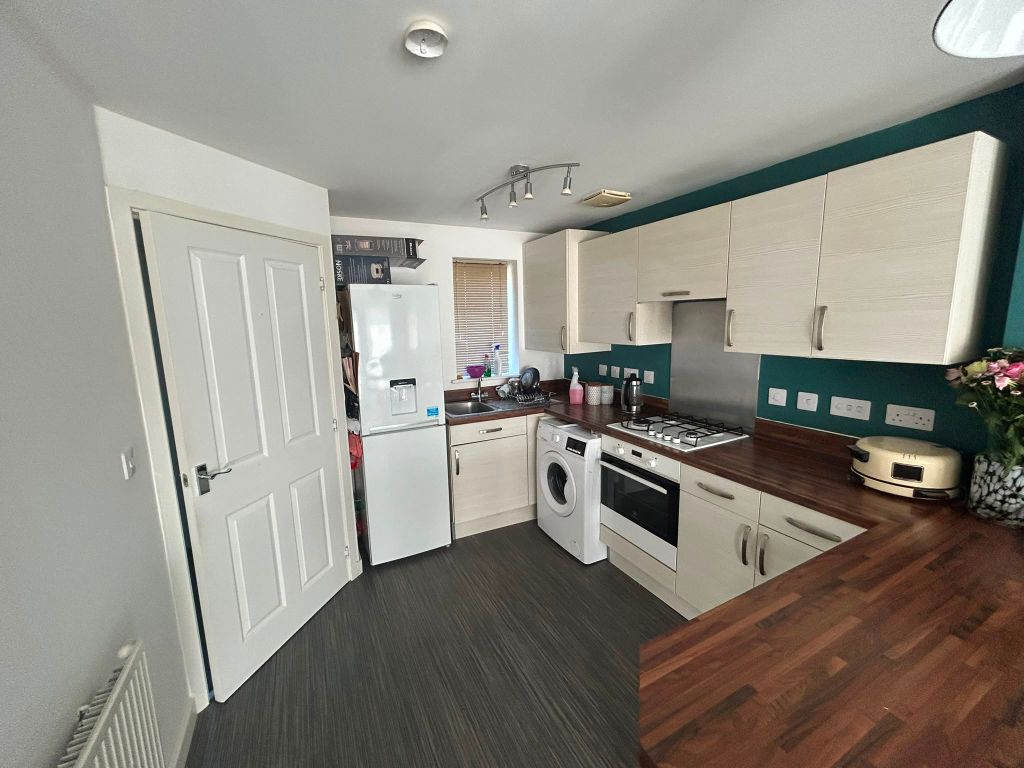Property photo 2 of 9