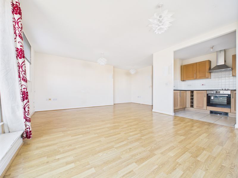 Property photo 3 of 11 Photo 5