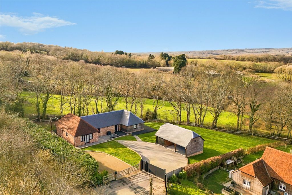 Property photo 1 of 21 Picture No. 33