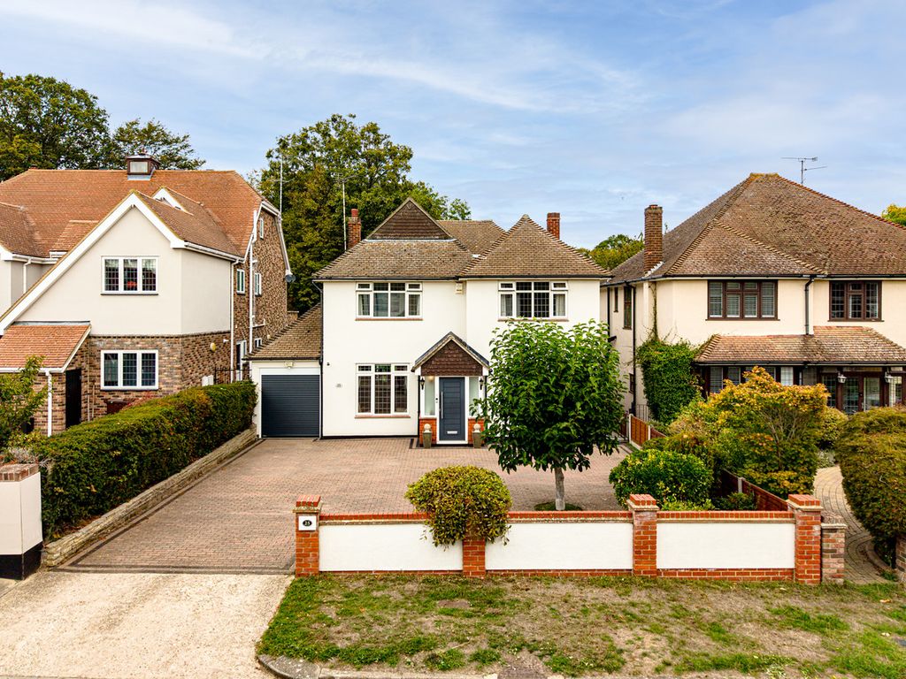 Property photo 2 of 47