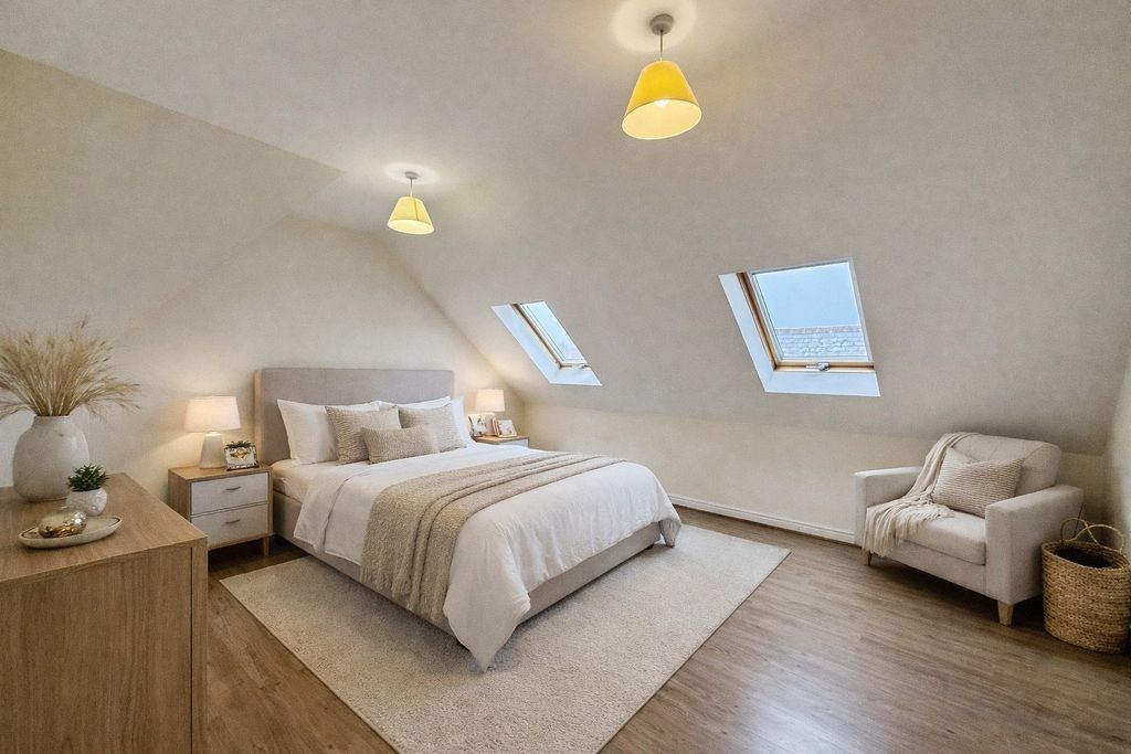 Property photo 3 of 16 Picture No. 29