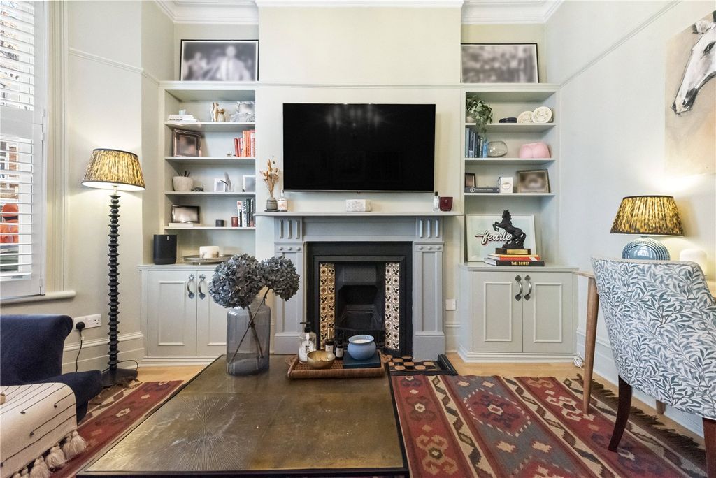 Property photo 3 of 14 Reception