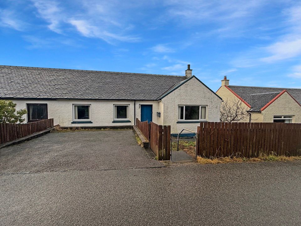 Property photo 3 of 42