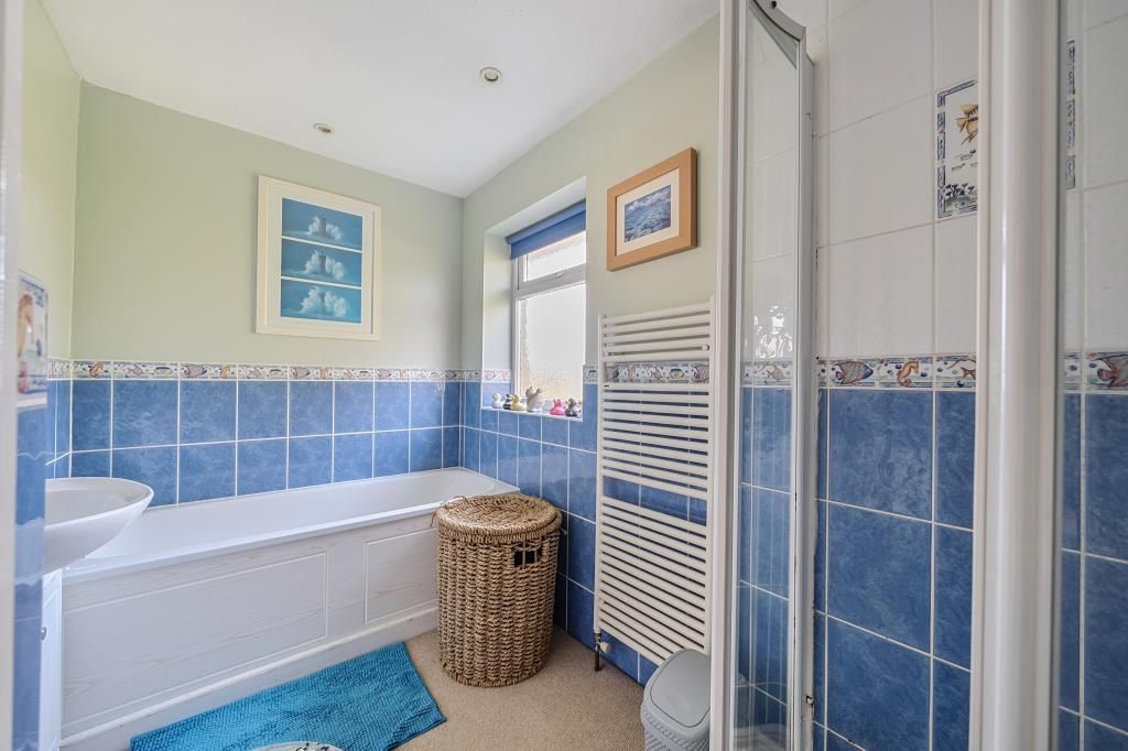 Property photo 3 of 24 Bathroom