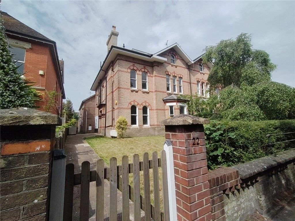 Property photo 1 of 7 Exterior