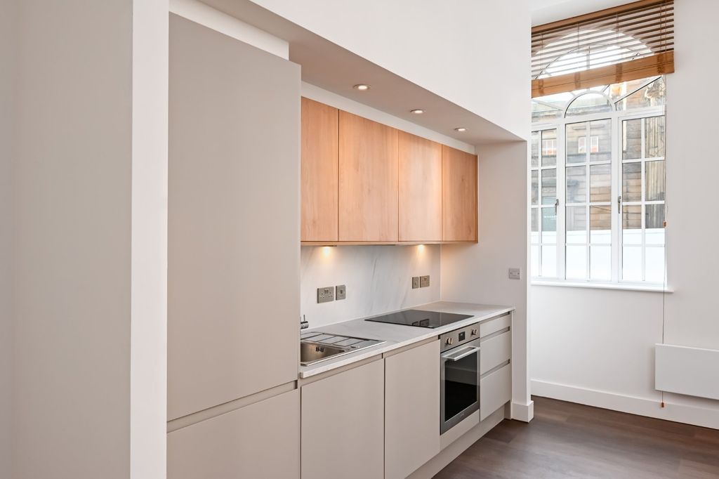 Property photo 3 of 11 Picture No. 04