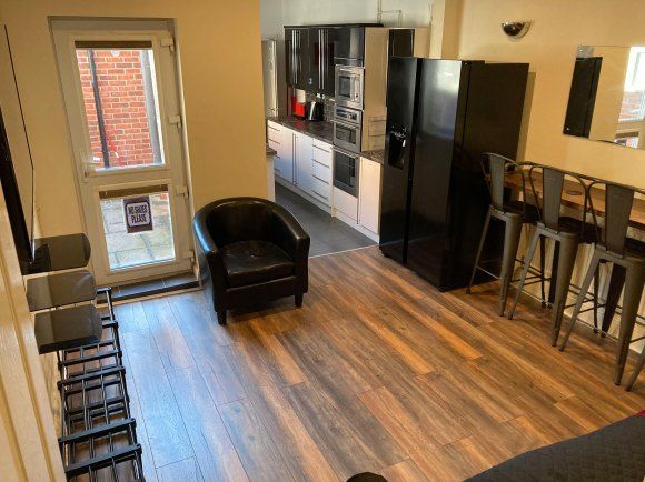 Property photo 1 of 19 Communal Living Room.A.Jpg