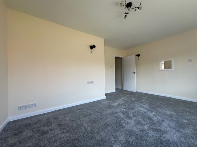 Property photo 3 of 8 Image