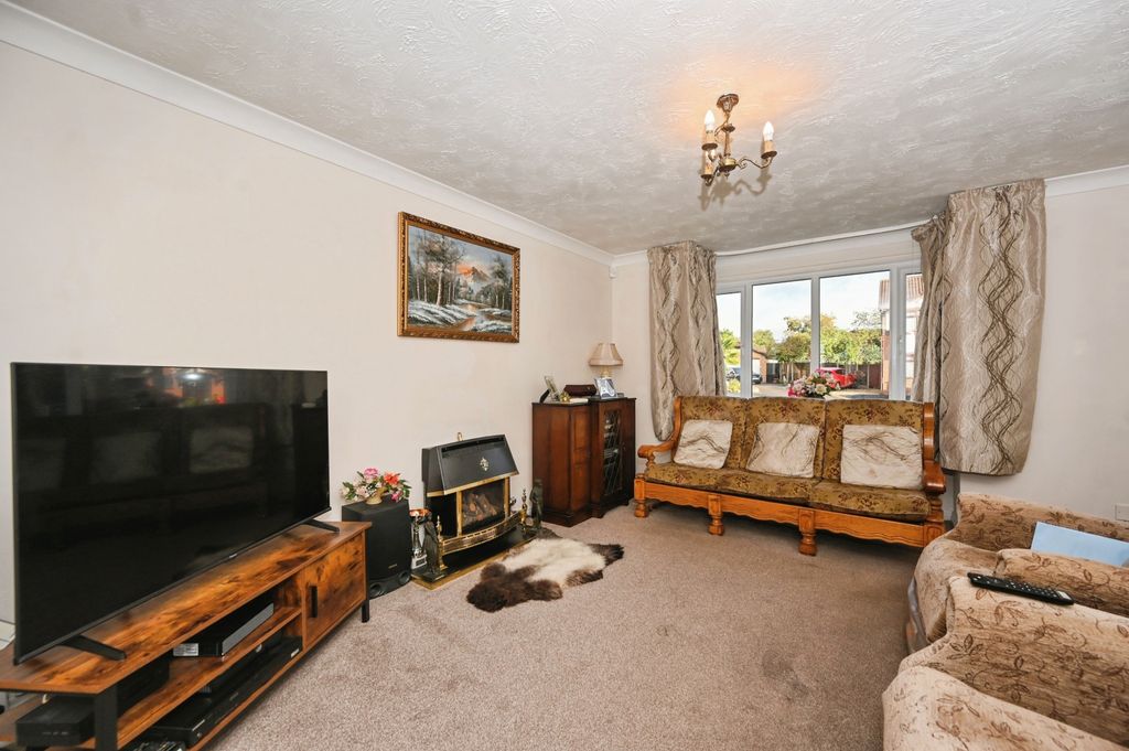 Property photo 3 of 15
