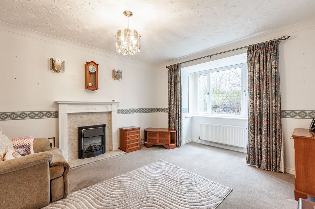 Property photo 2 of 15