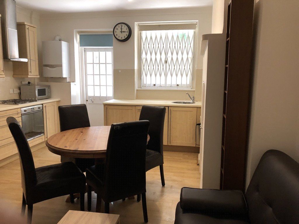 Property photo 2 of 10 Picture No. 06