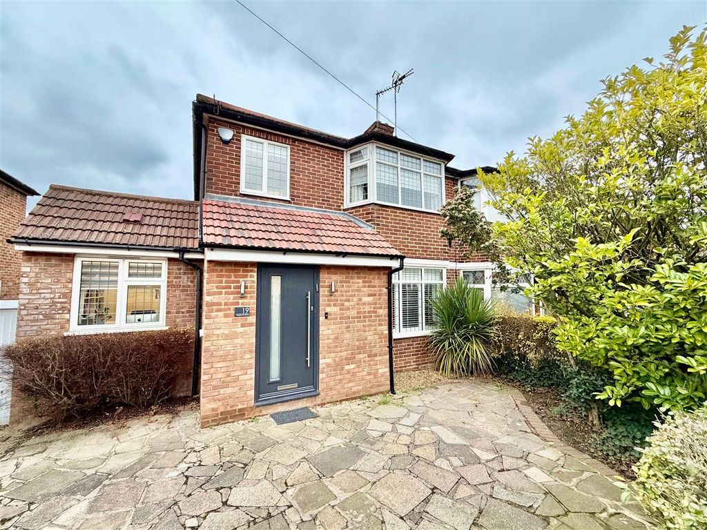 Property photo 1 of 15 Exterior: