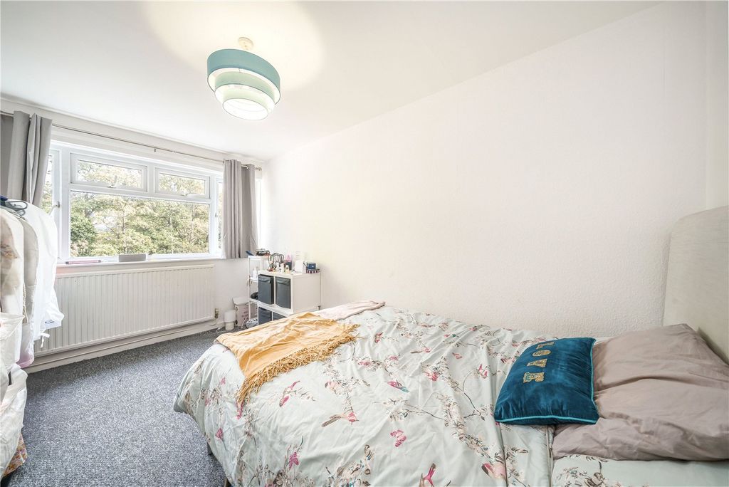 Property photo 3 of 5 Picture No. 04