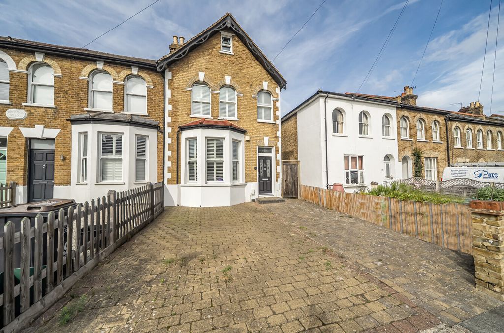 Property photo 1 of 16 1-6Abbb4656Ca8d-1...
