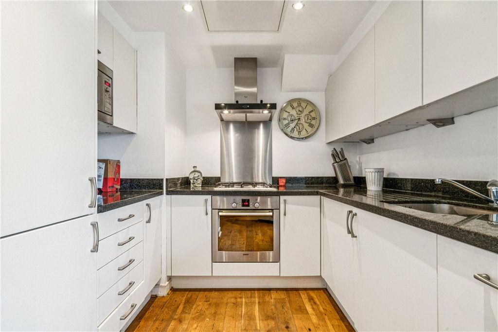 Property photo 3 of 12 Picture No. 22