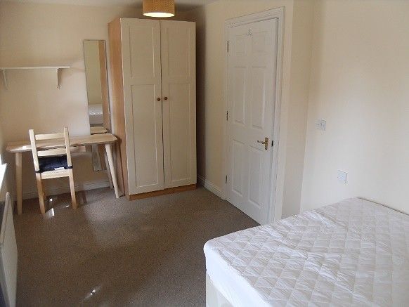 Property photo 3 of 5
