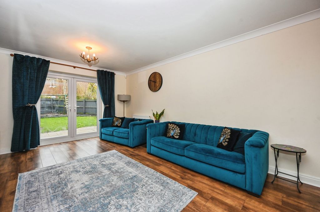 Property photo 3 of 31