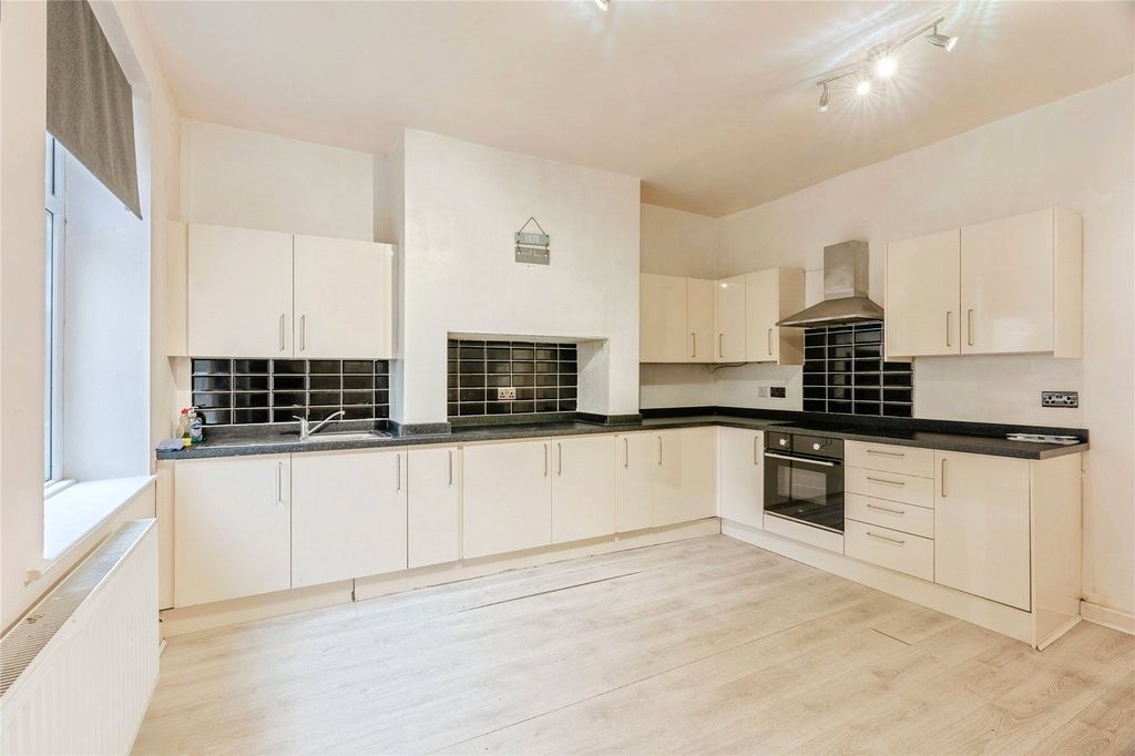 Property photo 3 of 14 Picture No. 03