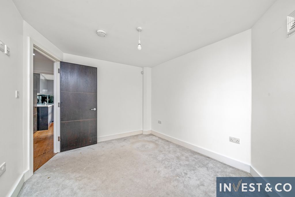 Property photo 3 of 9 Dsc03111