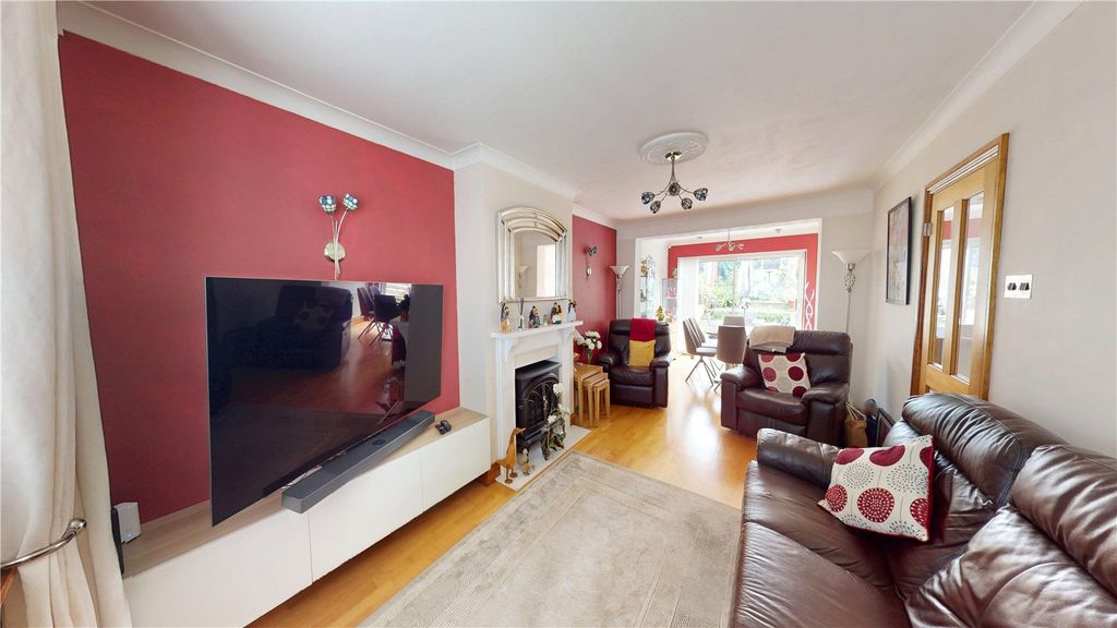 Property photo 3 of 20 Picture No. 03