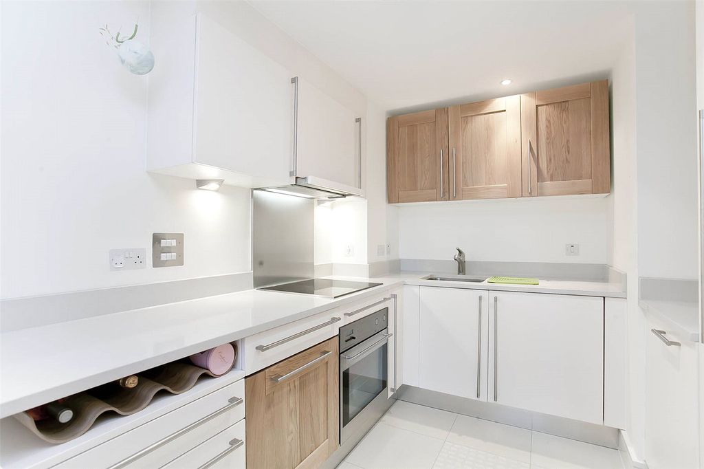 Property photo 2 of 10 Picture No. 03