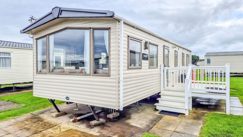 Property photo 1 of 20 Untitled