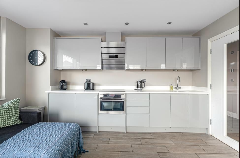 Property photo 3 of 11 Kitchen 2.Png