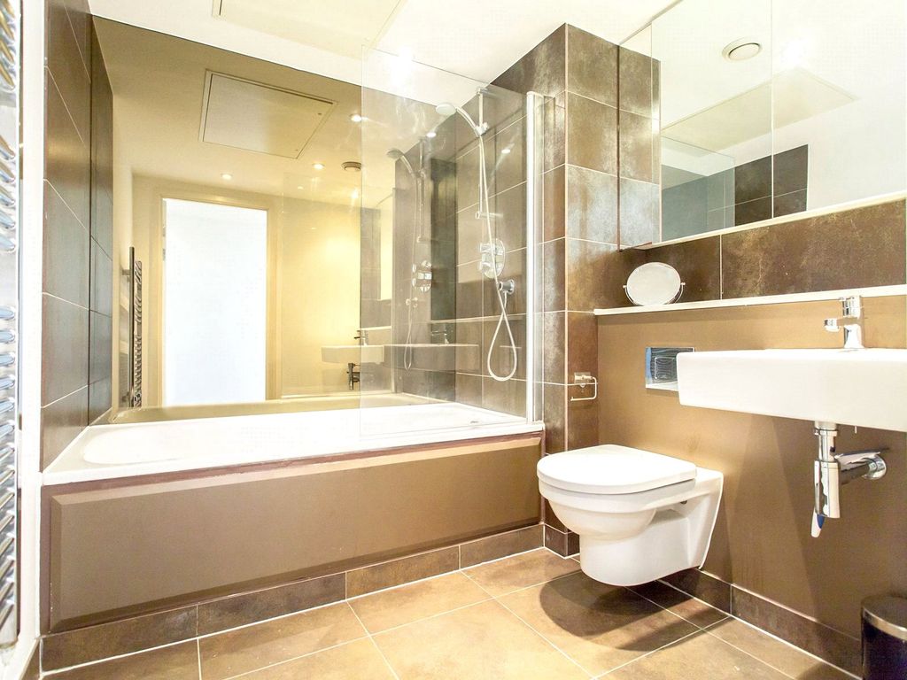 Property photo 3 of 9 Landmark West Tower