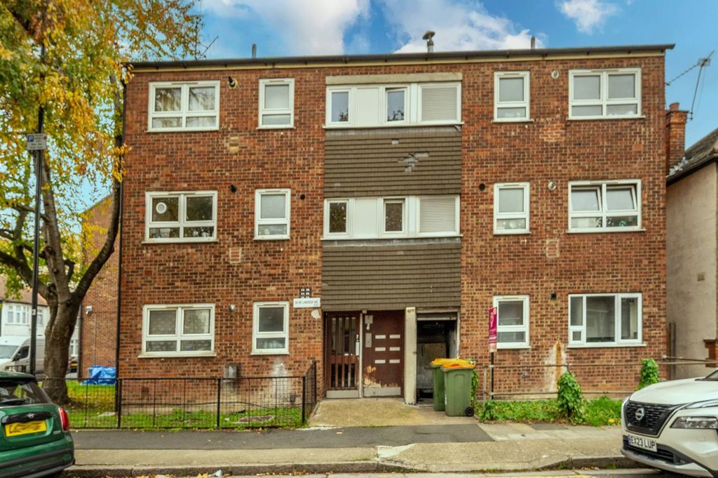 Property photo 2 of 7