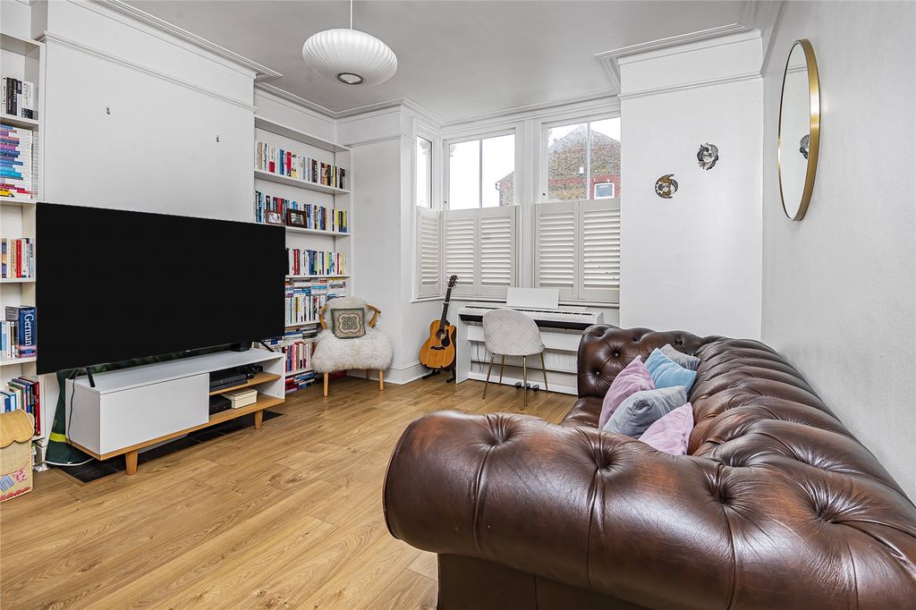 Property photo 3 of 15 Reception Room