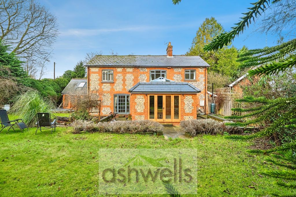 Property photo 1 of 34 Pbox-Img.Jpg