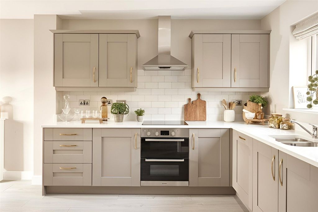 Property photo 2 of 14 Kitchen