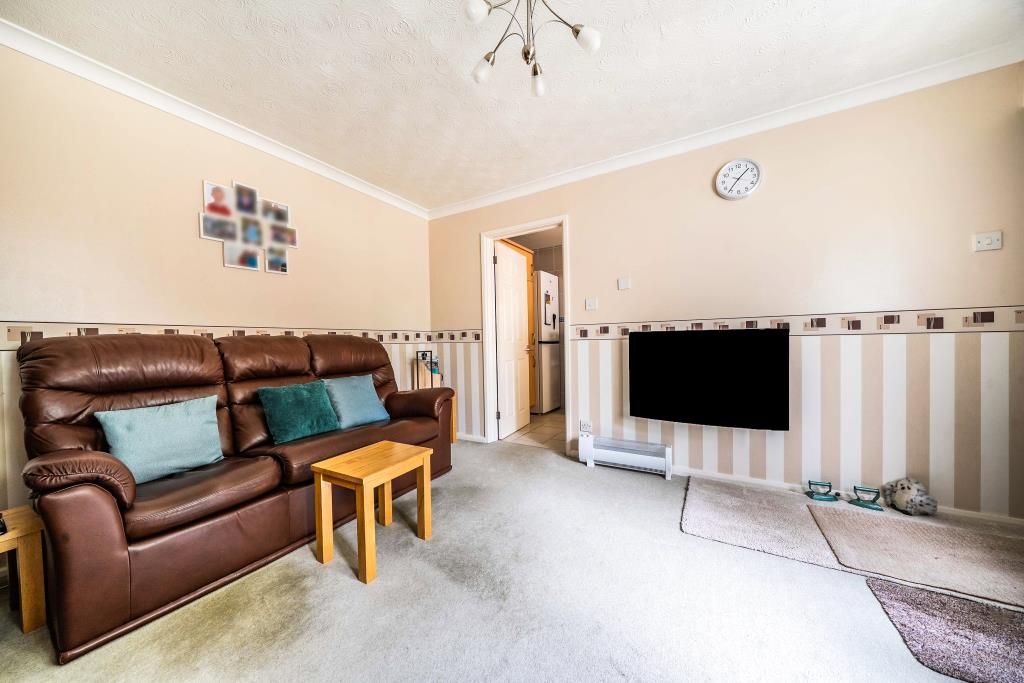 Property photo 3 of 18 Living Area