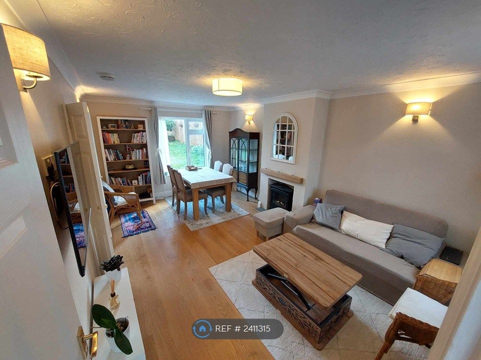 Property photo 2 of 9 Living Room