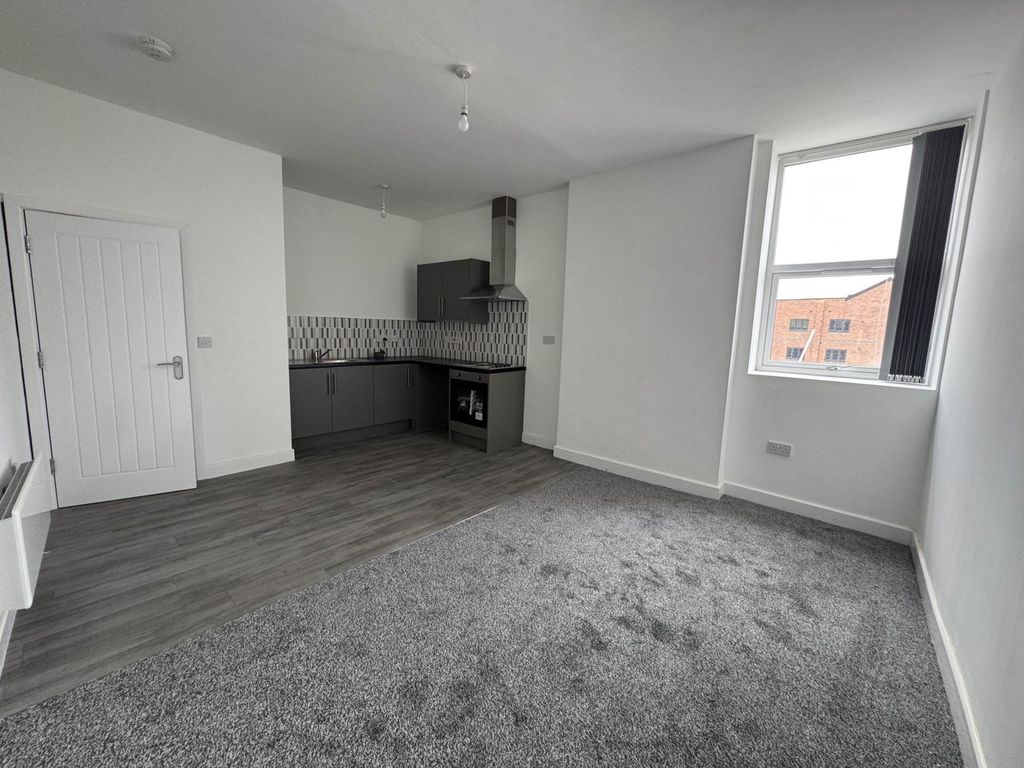 Property photo 1 of 4