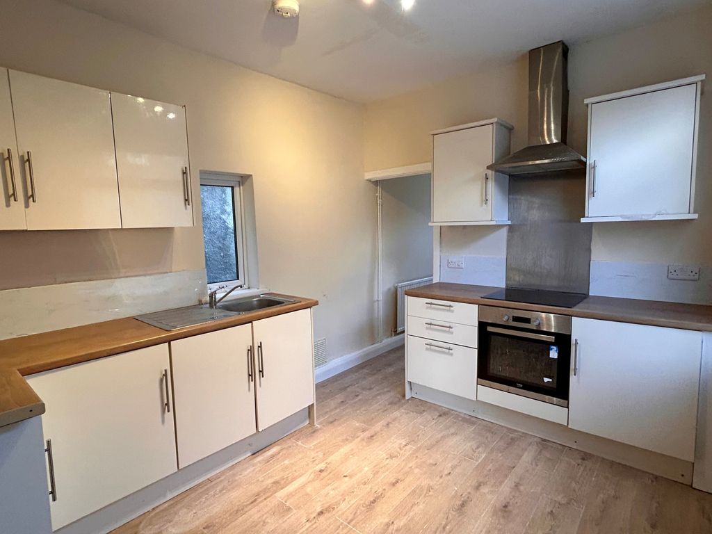 Property photo 3 of 10 Gallery