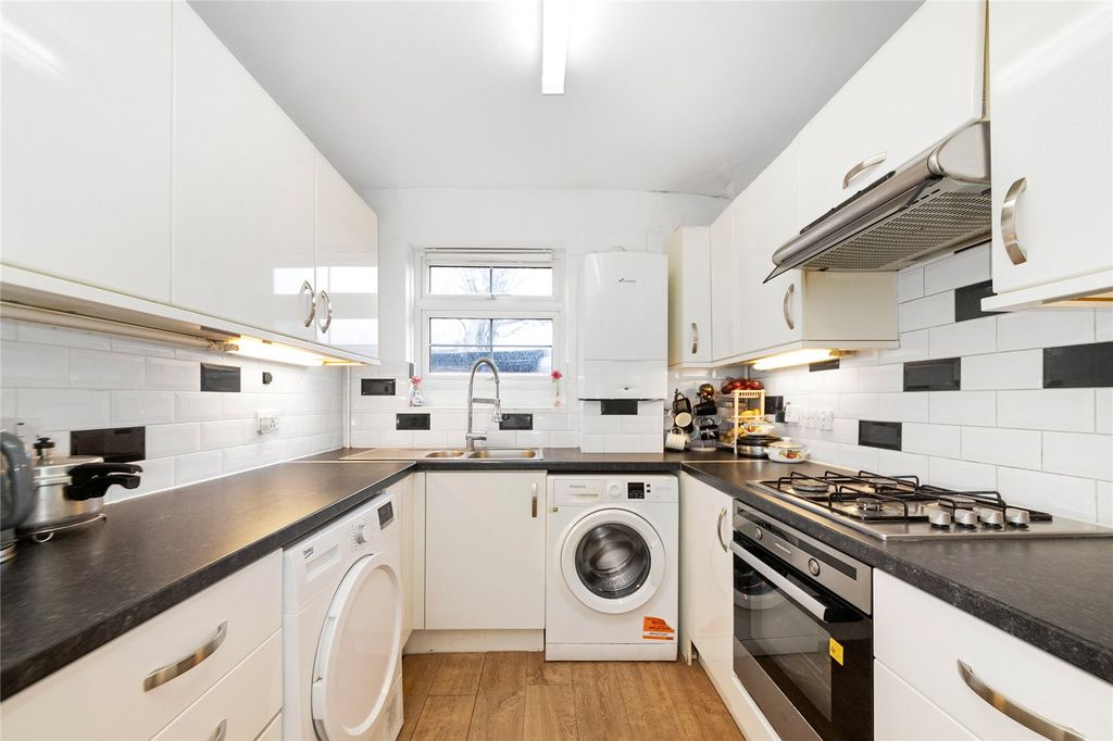 Property photo 3 of 14 Picture No. 07