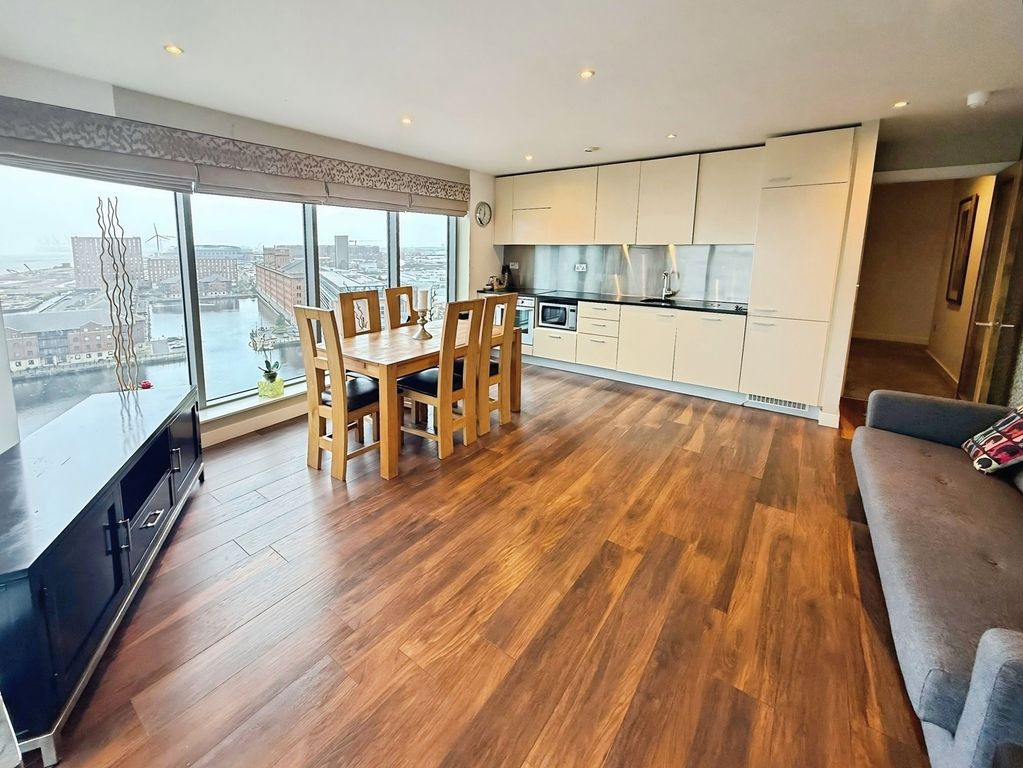 Property photo 2 of 11 Pbox-Img.Jpg
